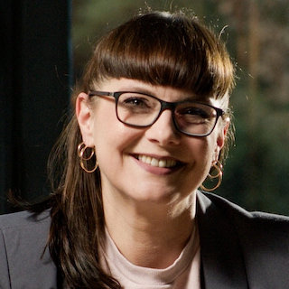 Employee Person Portrait Tanja Spieker